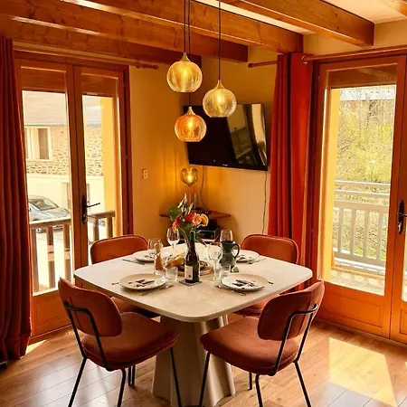 Chez Phil, Un Cocon Chaleureux Et Confortable